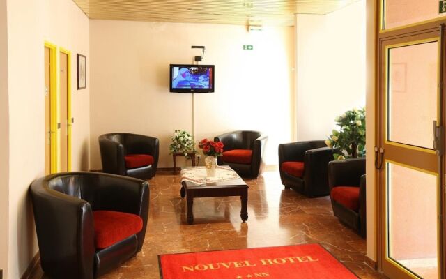 Nouvel Hotel Paris 18