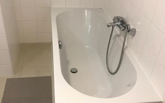 SUNNY VIENNA by JR City Apartments