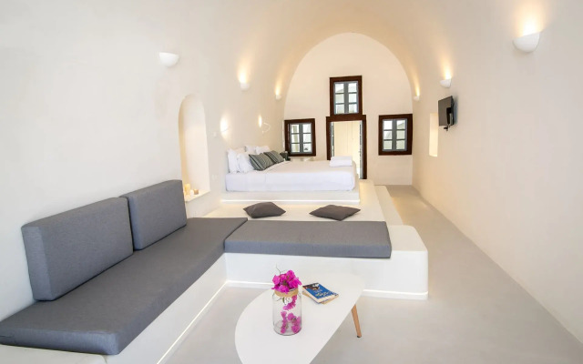 Cilon Suites Santorini