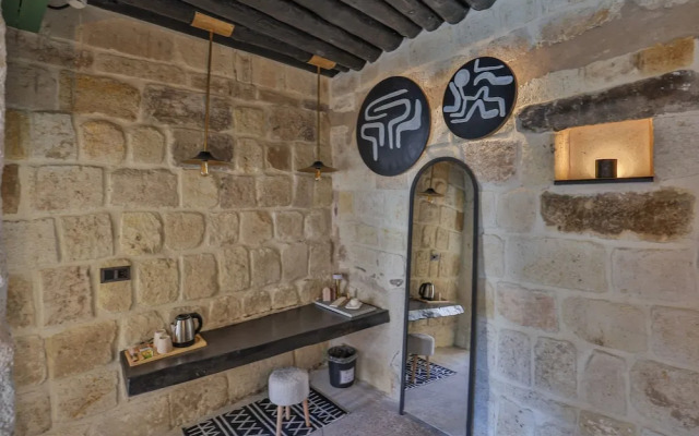 Eka Cave Suites