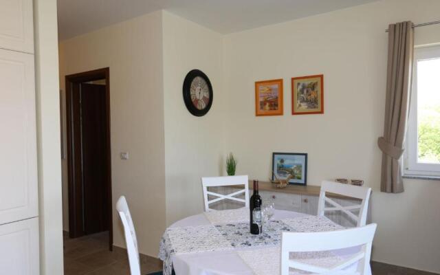 Apartment Soline Cove
