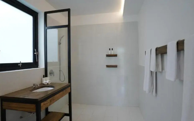 Palm Springs Bali Resorts