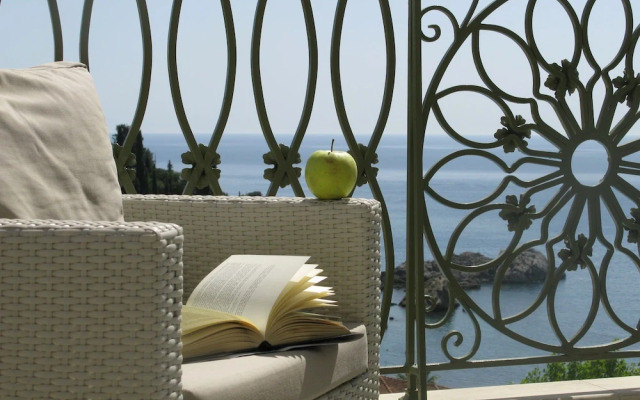 Irida Boutique Hotel