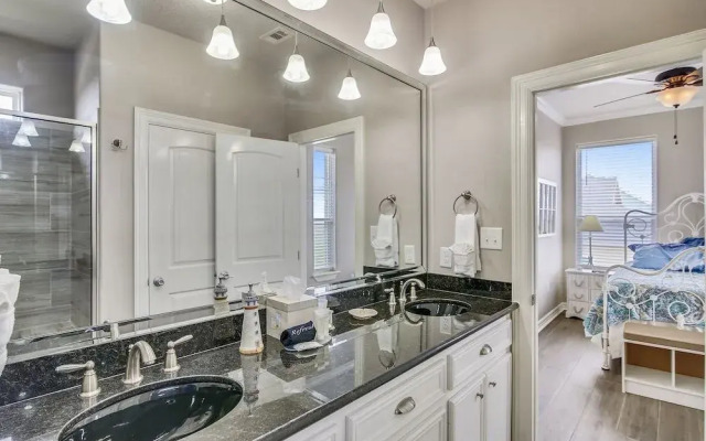 4513encntdbchstnh - Enchanted Beachfront