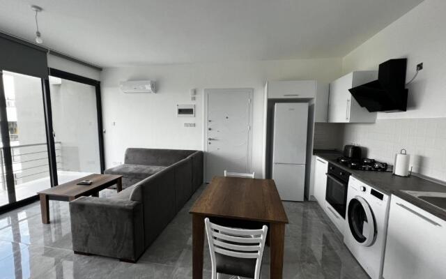 Flat With Sea View Close to Beach in Edremit