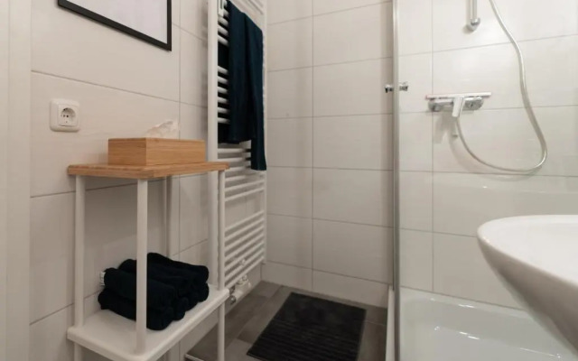 Marvlex ☆ Modernes Studio mit WIFI und NETFLIX