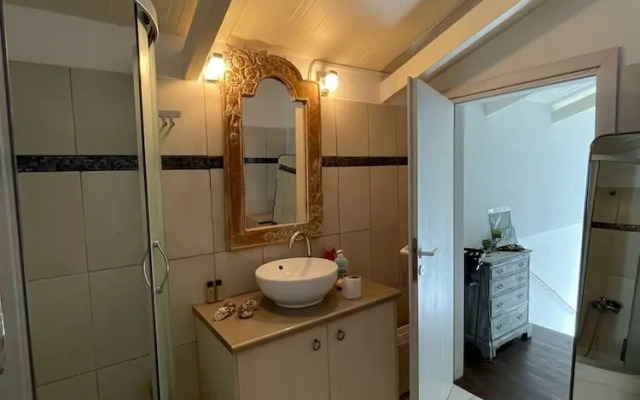 Simple Stay Vari s House