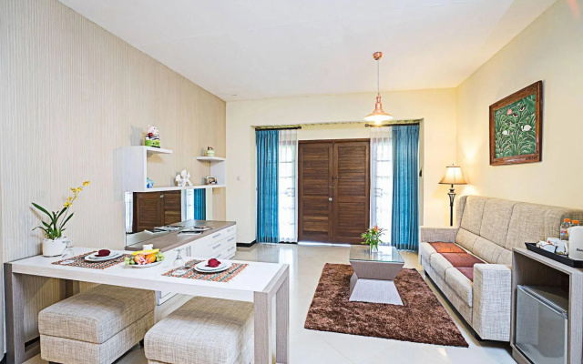 Royal Hotel and Villa Trawas