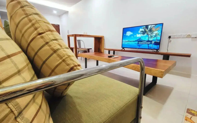 Quality Hotel & Suites Montreal East