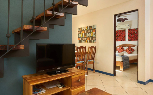 Tamarindo Blue Apartments