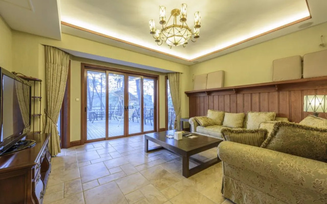 Qiandao Hu Kirin Peninsula Resort Villa