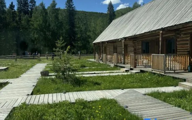 Tongmu Yiyu Shanjian B&B – Outside – Altay