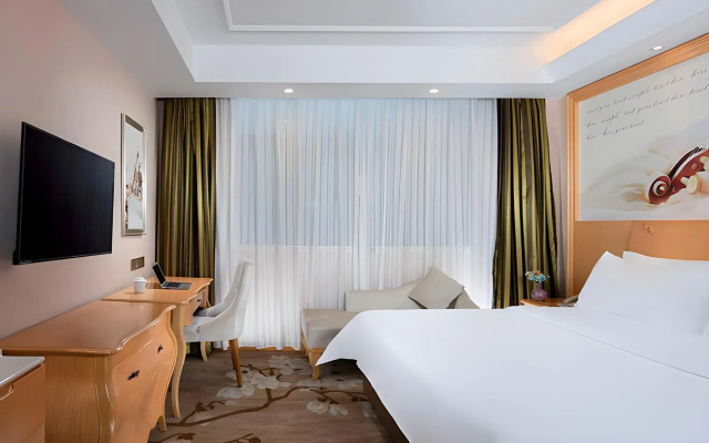 Vienna Hotel Foshan High-speed Railway Station Guidan Road Branch – Guest Rooms – Foshan