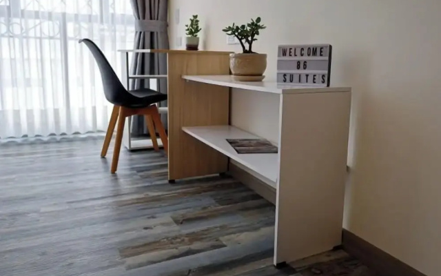 Hotel 86 Suites