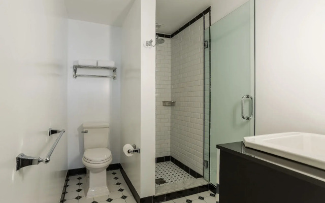 45 Times Square Hotel