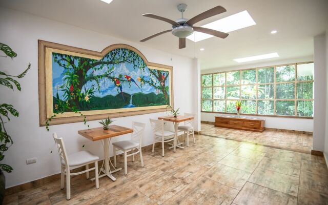 Angeli Gardens Boutique Hotel