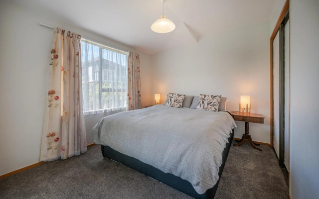 Libeau Lane Views - Akaroa Holiday Home – Guest Rooms – Akaroa