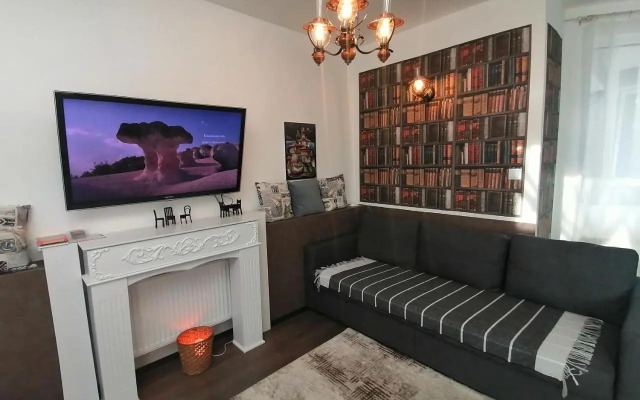 Apartment 15