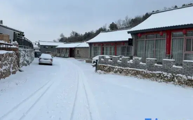 Yiyi Boshe Homestay (Badaling store)