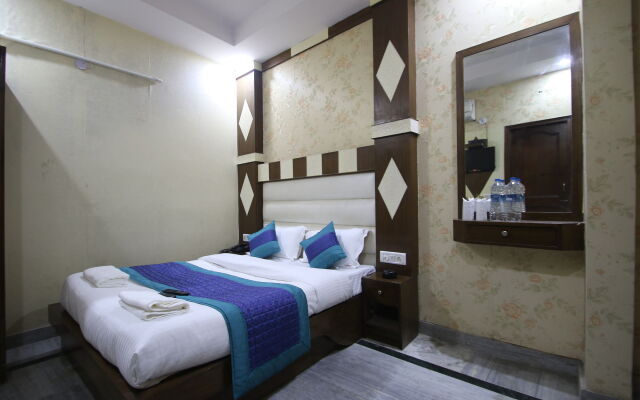 Lord Krishna Hotel Dx. Inn