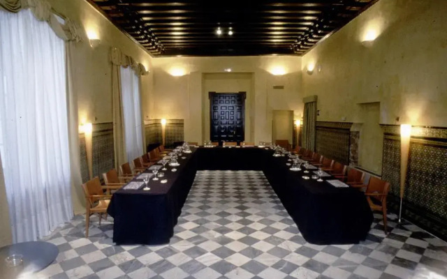 Los Seises Sevilla, a Tribute Portfolio Hotel