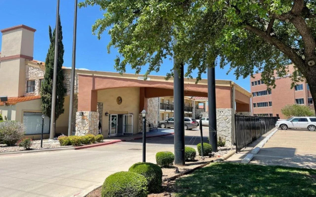 Studio 6 Suites North Richland Hills, TX