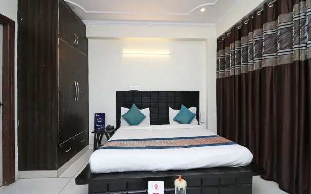 OYO 5258 Ronak Guest House