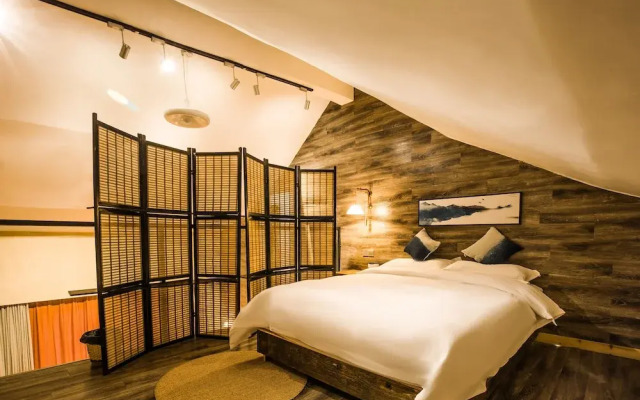 Floral Hotel Qiannan Mulanfang