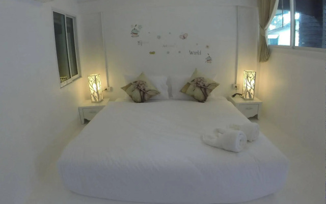 At We Patong hostel