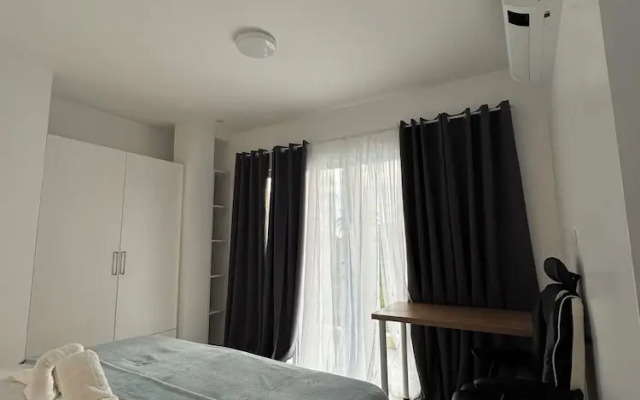 Oia Suites