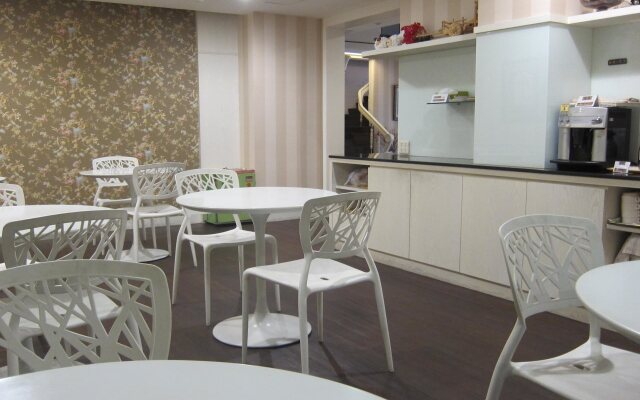 Ing Wang Hotel