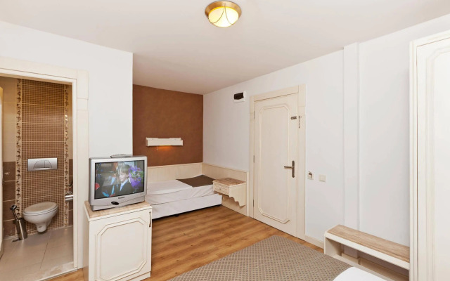 Sherwood Premio Hotel
