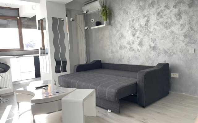 Luxury Apartment Militari Residence M3