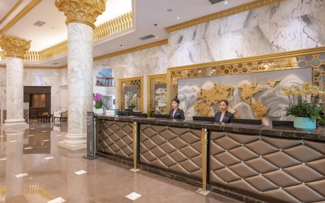 Crowne Plaza Zhengzhou by IHG