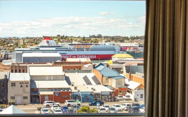 Nightelier Devonport Gateway Hotel