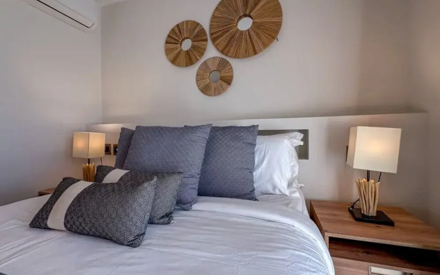 Fantastic new Golf View Apartment