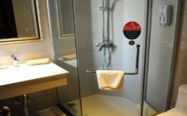 GreenTree Inn Ganzhou Sankang Temple DaRunFa Express Hotel