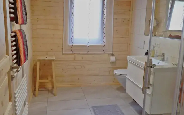 Holzblockhaus Stark