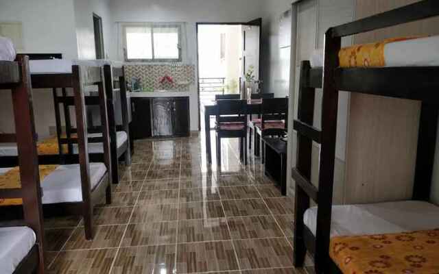 Spacious Private apartment at Laorenza Residences