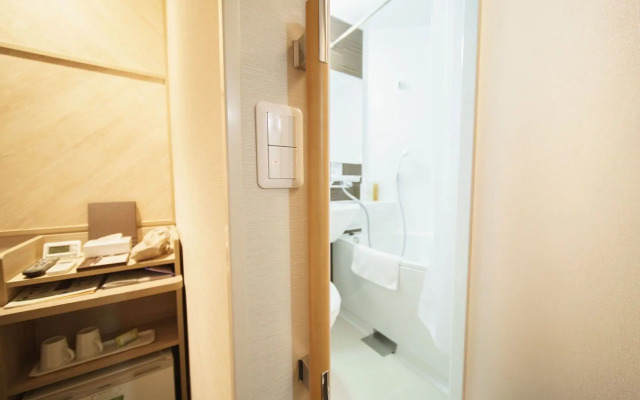 Super Hotel Umeda Higobashi