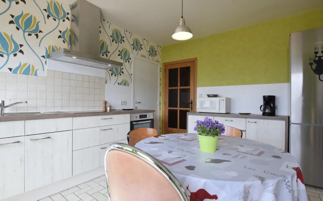 Holiday Home in Porcheresse Near Hiking Trails