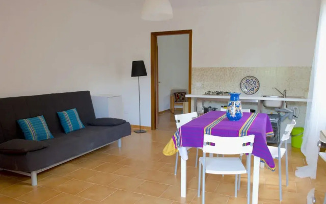 Spacious Apartment in the Hills in a Nature Park