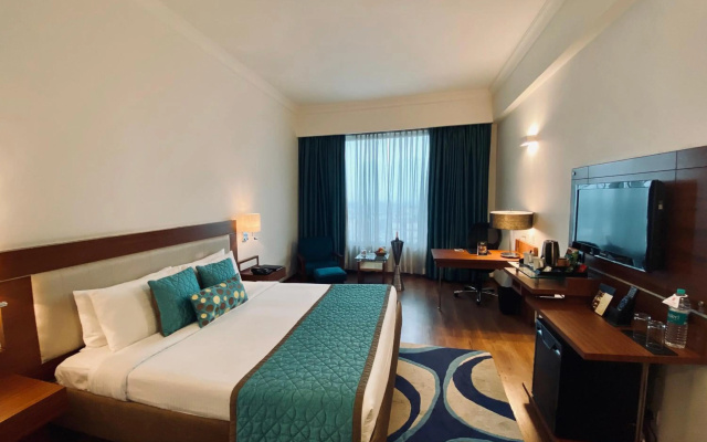 The Landmark Hotel — 5-star hotel in Kanpur
