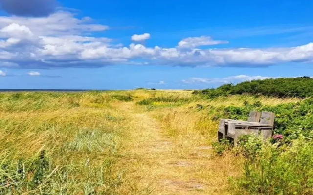 Seaside Haven in Stoense-by Traum
