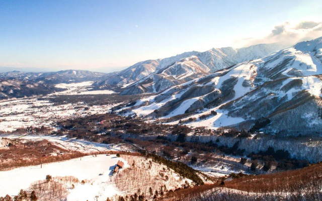 Red Door Lodge Hakuba
