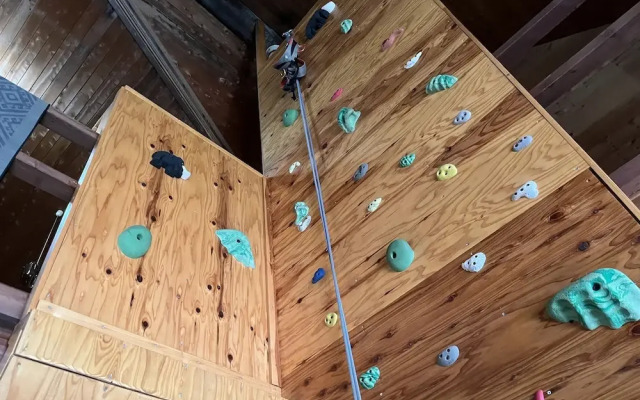 Canadian Village Goryu