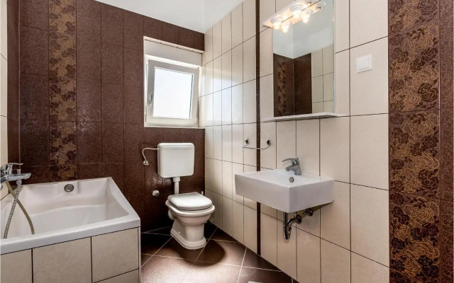 Holiday home Tribunj 430