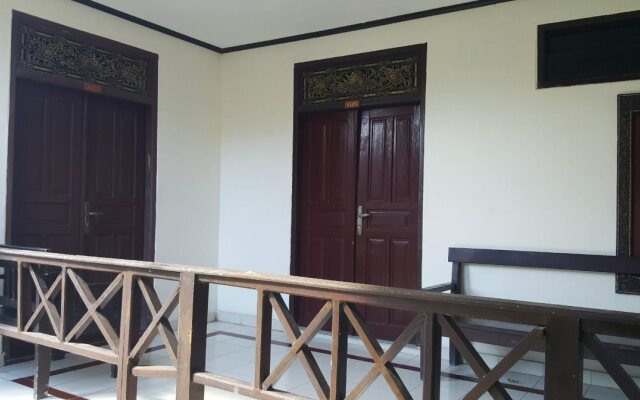 Aman Gati Hotel Lakey