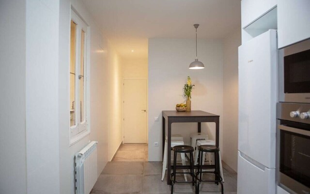 Exquisite & Cozy 4bed/2bath in Madrid Center