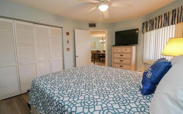 Ocean Village Club K15